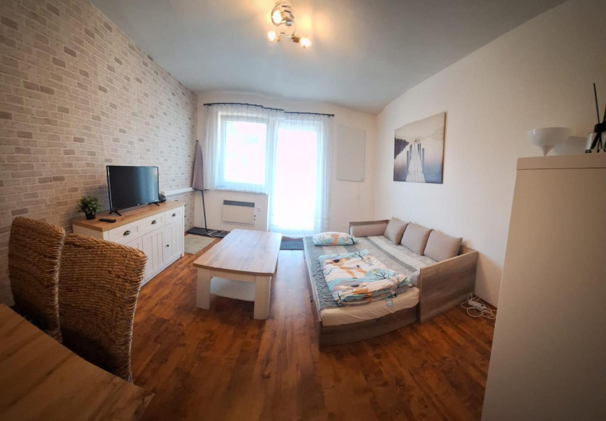 Apartman S Terasou Oscadnica Exteriör bild